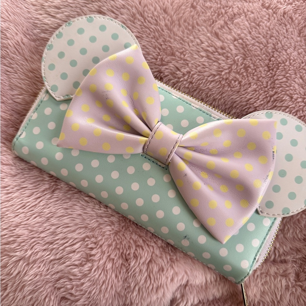 Minnie Mouse Loungefly Polka Dot Wallet